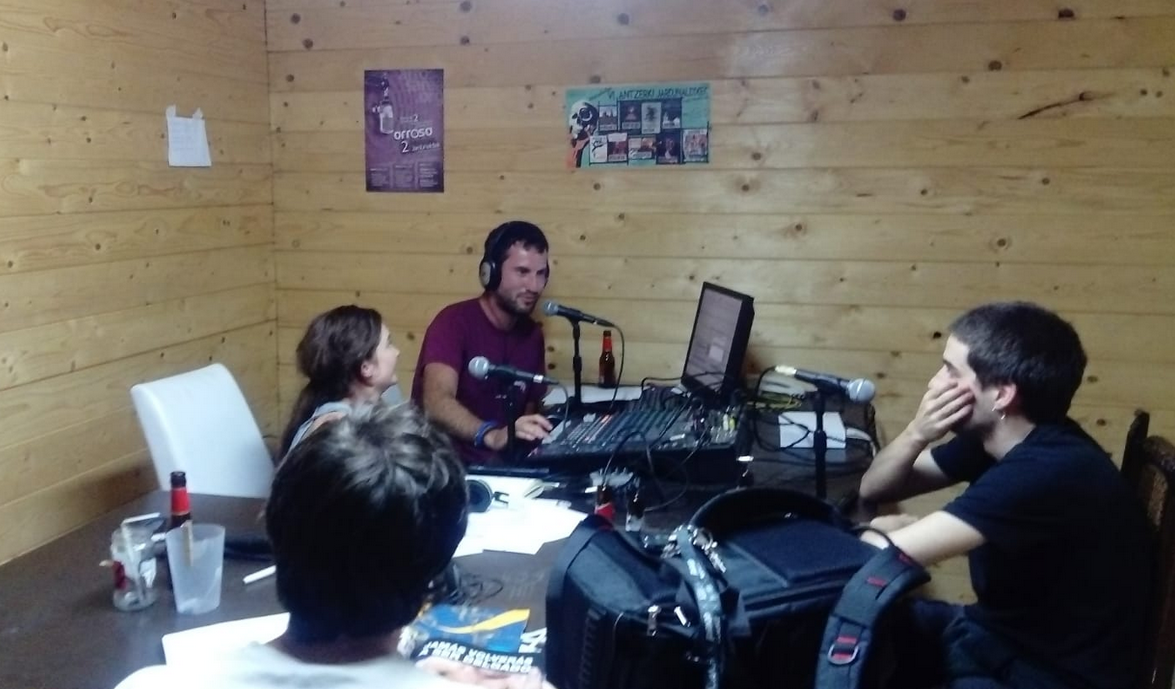 Kontu Lepo irratiaren lehen saioa argia ikustear