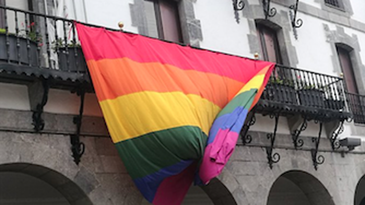 LGTBIfobiaren aurkako mozioa onartu du Azpeitiko Udalak