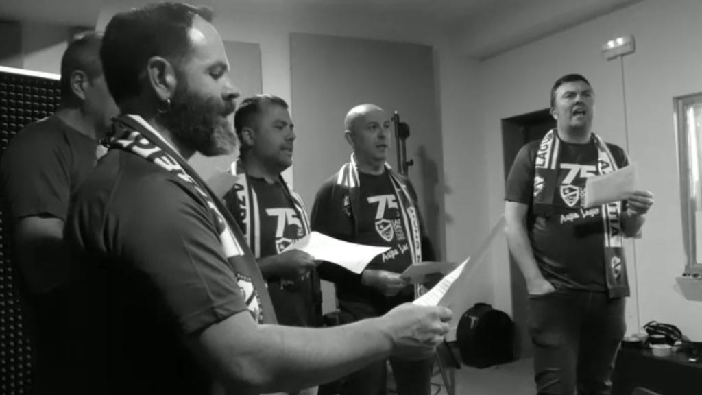 Lagun Onak futbol taldeak 75. urteurreneko ereserkia aurkeztuko du bihar