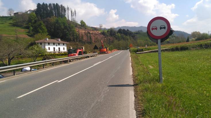 Hasi dituzte Azpeitia eta Urrestilla arteko bidegorriaren bigarren faseko lanak