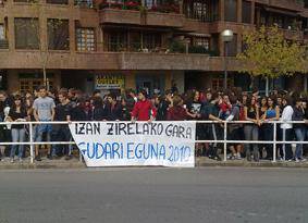 Ikasleen elkarretaratzea Gudari Egunean