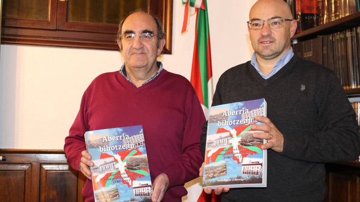 110 urteko historia liburuan jaso du Azpeitiko EAJk