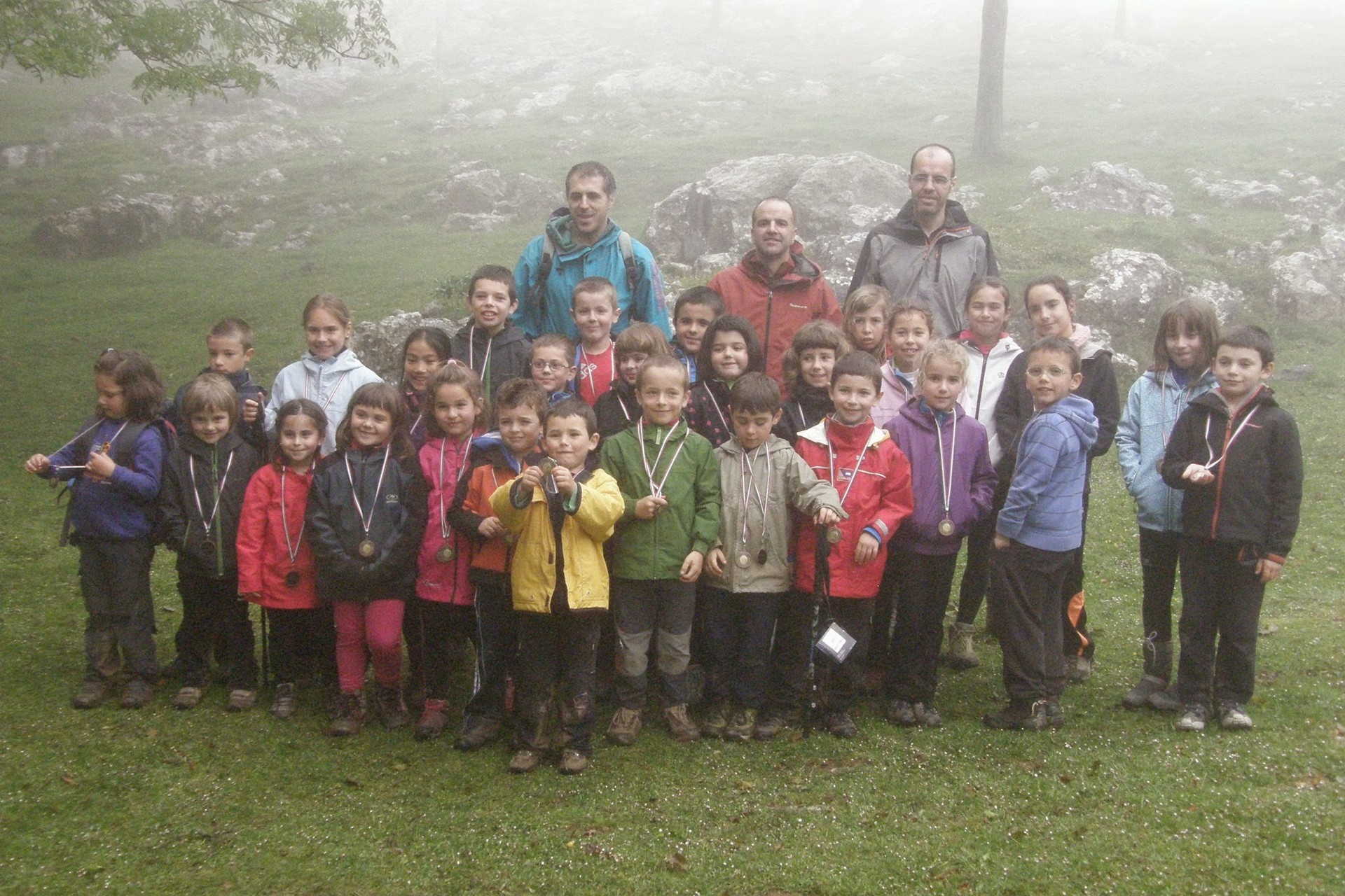 Xoxoteko eguna ospatu zuten igandean, giro kaxkarrarekin