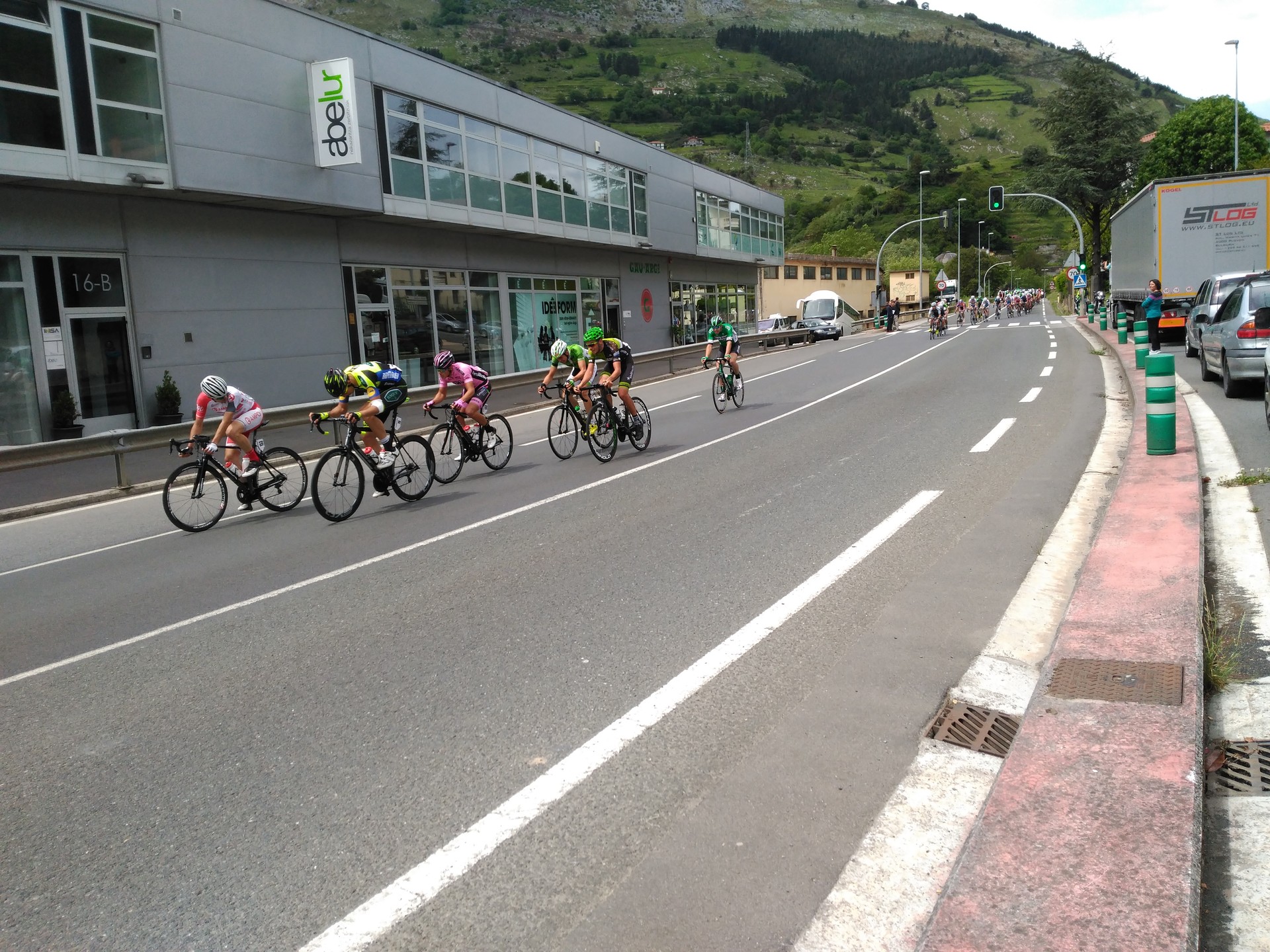 Bidasoako Itzulia gurean dabil gaur