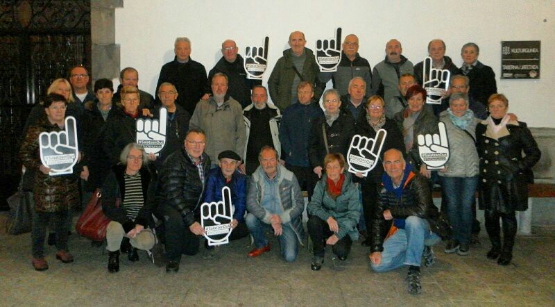 Herriko hainbat jubilatuk ere presoen egoera salatu eta urtarrilaren 14an Bilbora joateko deia egin dute