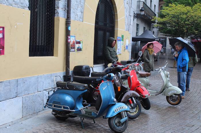 Vespa eta Lambretta Topaketa