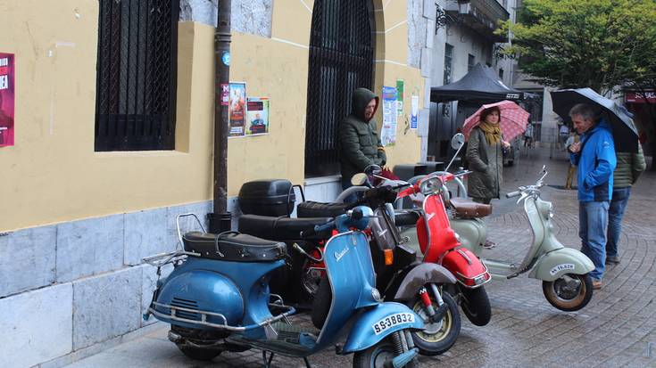 Vespa eta Lambretta Topaketa