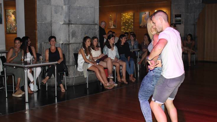 Dantzarako aukera izango da gaur gauean, Sanagustin kulturgunean