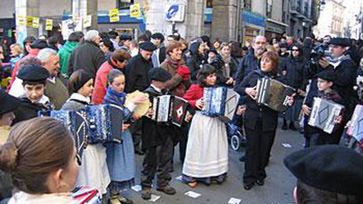 Santotomasetako feria, txorizoa eta ogia