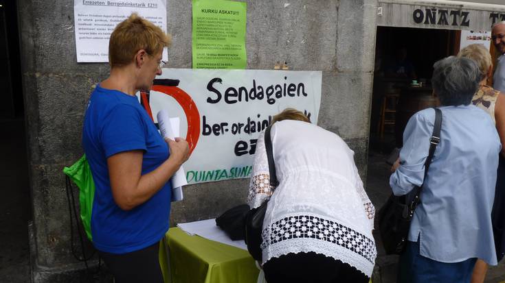 Botiken berrordainketaren kontrako sinadura bilketa