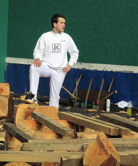 Txapelik ez Mikel Larrañagarentzat aizkorako finalean