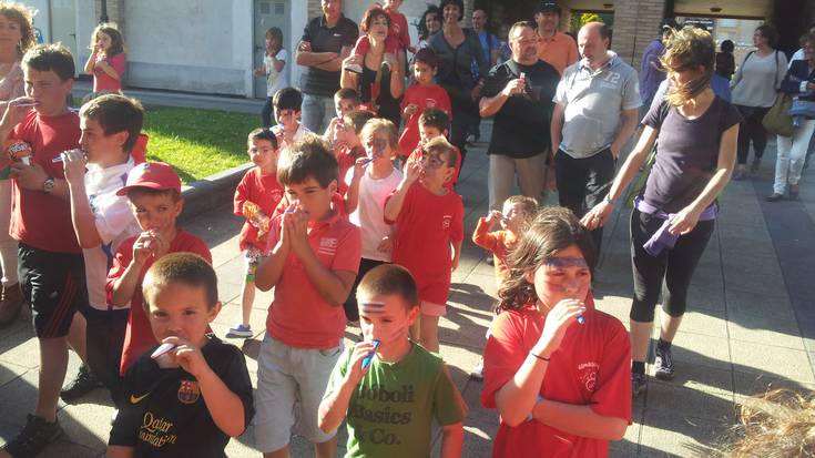 Festa giroan murgilduko dira bihar Damaso auzoko bizilagunak