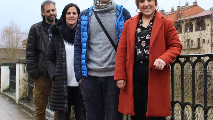 Uztarria aldizkariko erreportaje bat, Tokikom Sarietako finalista