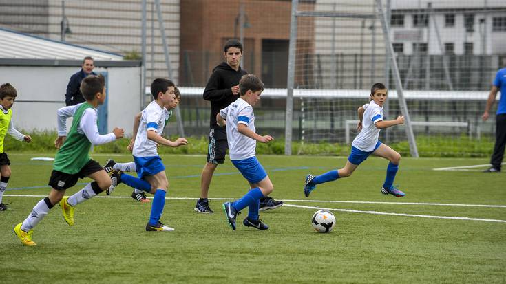 Futbol eskolako umeen gurasoei zuzendutako solasaldiak izango dira hilaren 6an eta 7an