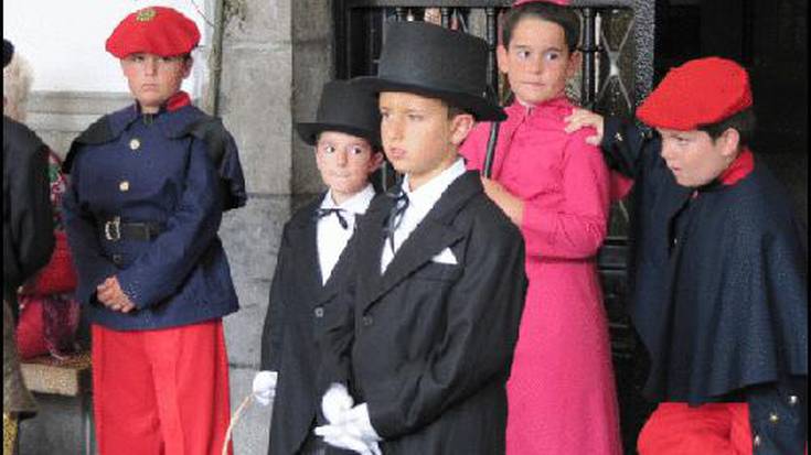 Haurrekin hasi dira herriko festak