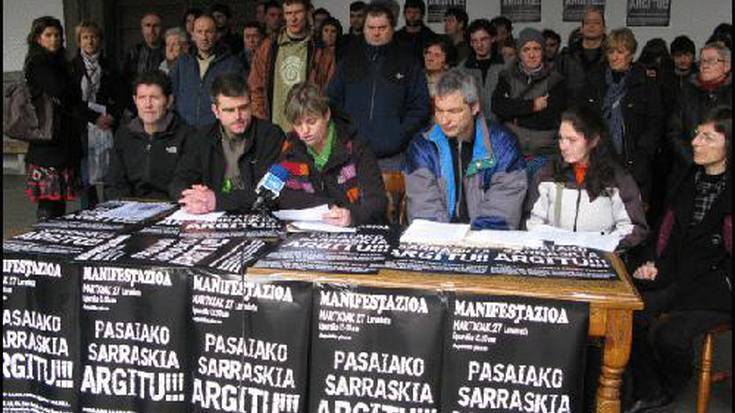 Pasaiako sarraskia "argi" dezaten, manifestazioa deitu dute 27rako