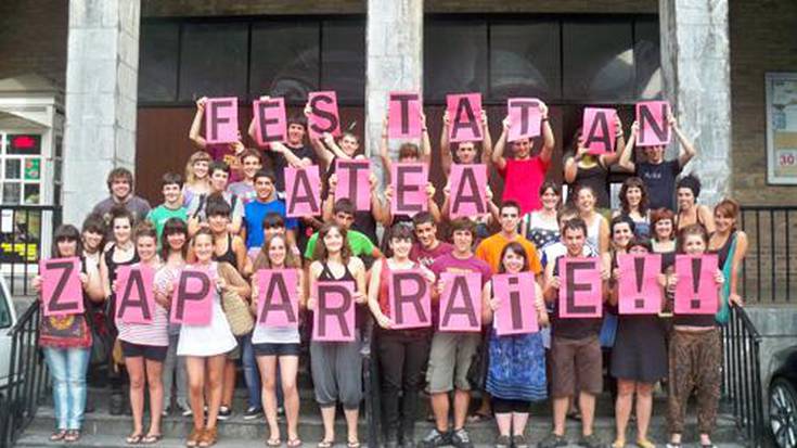 Festa Herrikoien Batzordea: "Festa Mahaian sortu den egoerak gure pazientzia bukatu du"