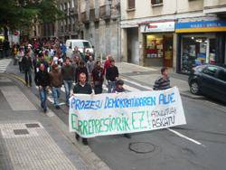 150 bat lagun ostiraleko manifestazioan