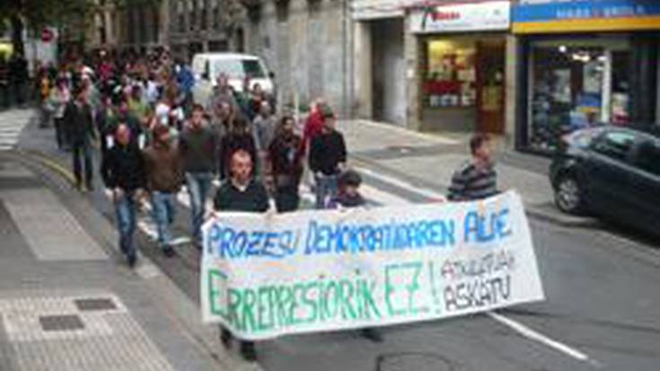 150 bat lagun ostiraleko manifestazioan