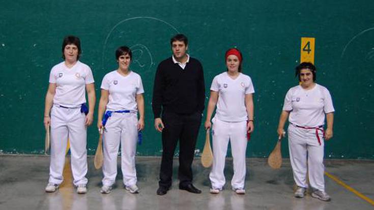 Miren Zabalak ezker hormako IV. Emakumea Pilotari Txapelketa irabazi du