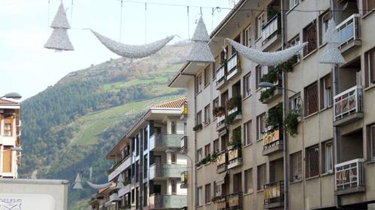 Gabonetako argi berriak, kontsumo gutxiko bonbillekin