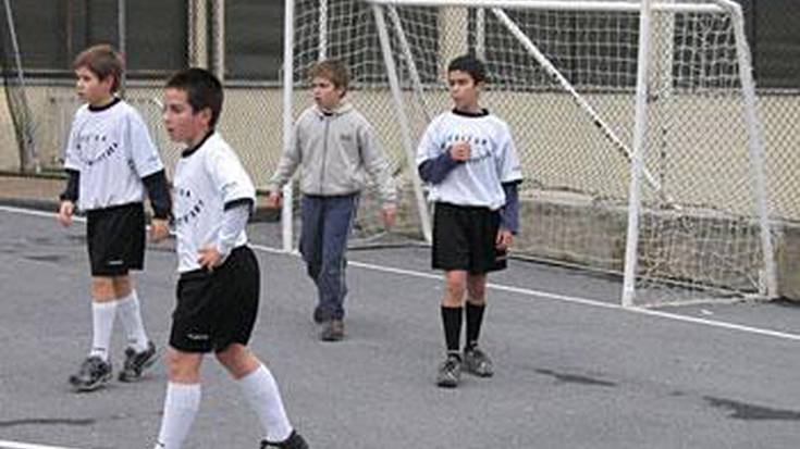 Asteburuan jokatuko da areto futboleko XIII. Eguberri Txapelketa