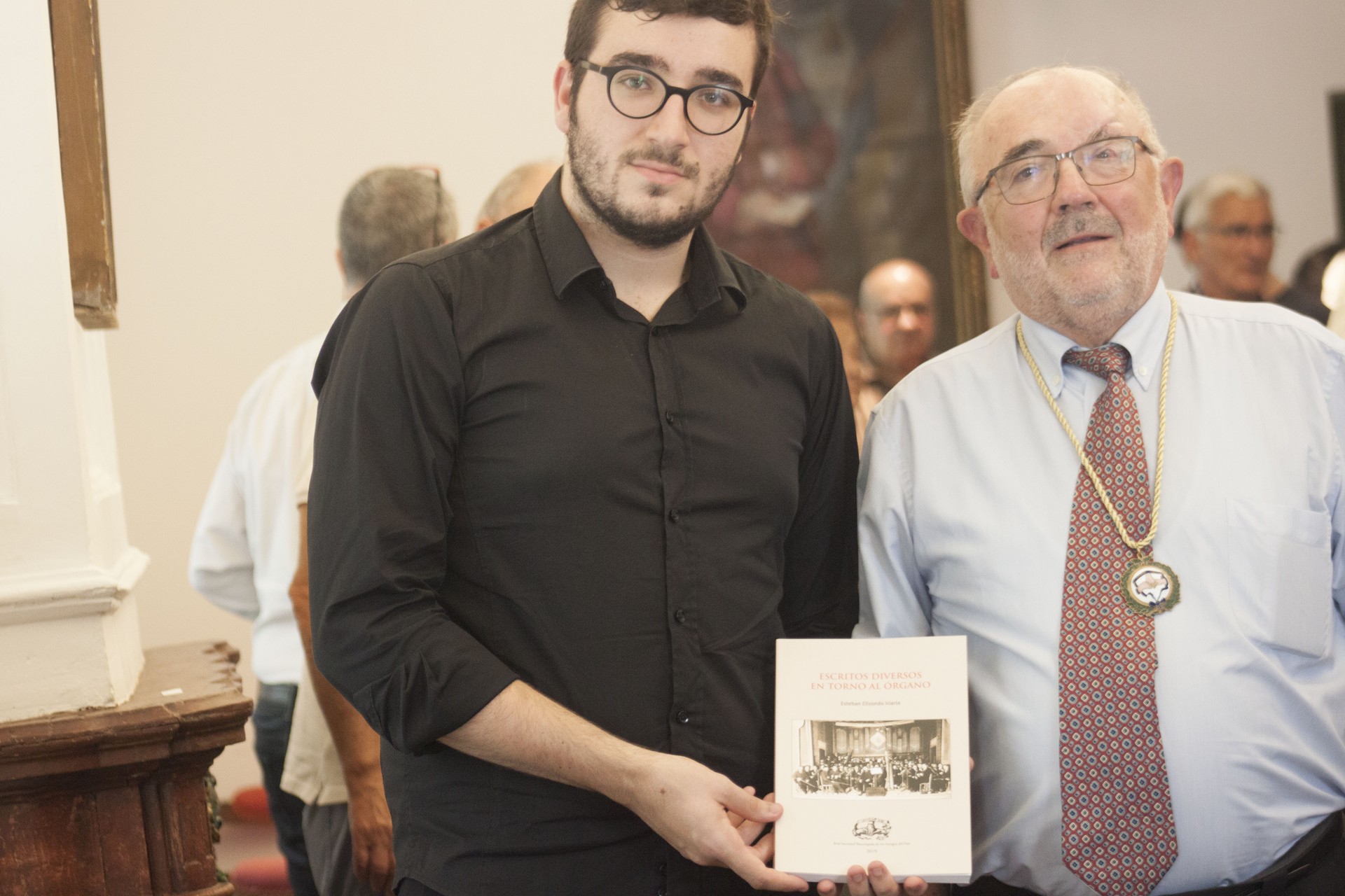 Ignacio Arakistain musikariak kolaboratu duen organoari buruzko liburua aurkeztu dute