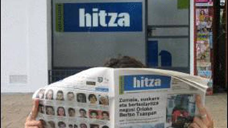 'Hitza' berriz ere etxeetan asteartetik