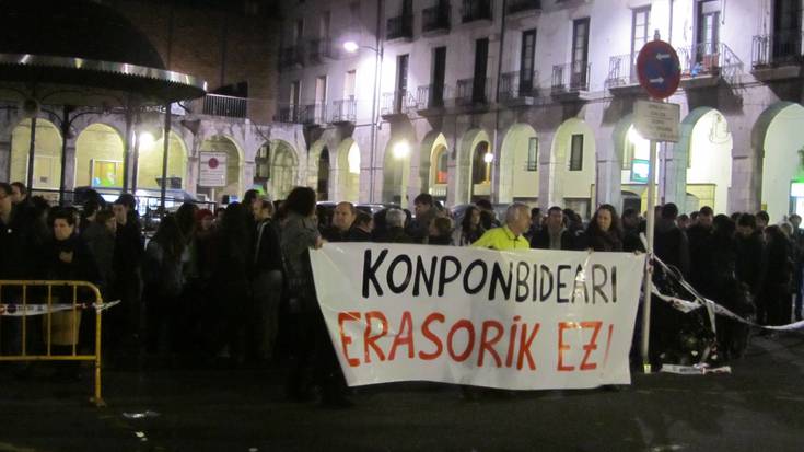 'Konponbideari erasorik ez!' eta Bilboko manifestaziora joateko deia