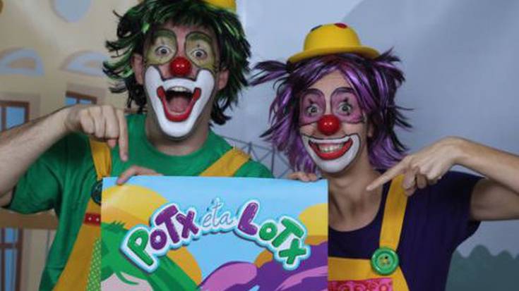 Potx eta Lotx pailazoen emanaldia