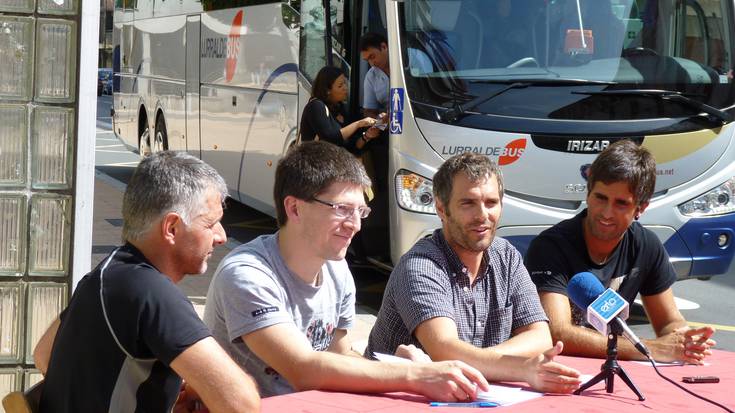 Autobus zerbitzua indartuko dute eskualdean