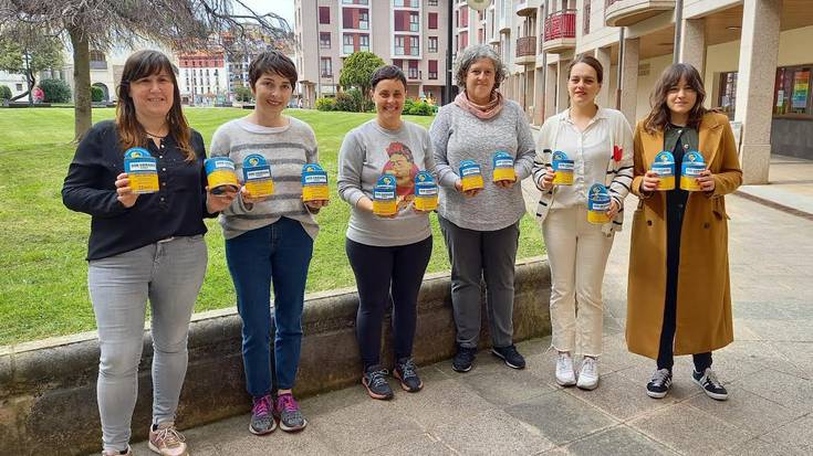 Ukrainako errefuxiatuen aldeko ekintza solidarioa abiatu dute Gertuk eta SOS Ukraina Zumaia taldeak