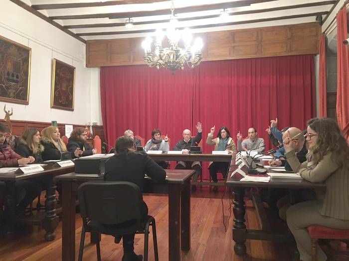 Pentsio duinak eta pentsio sistema publikoa defendatzeko mozioa onartu du Azkoitiko Udalbatzak