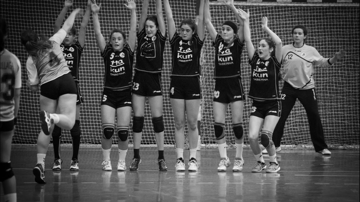 Pulporen kadete nesken taldea Euskadiko txapelketako lauko finalera sailkatu da