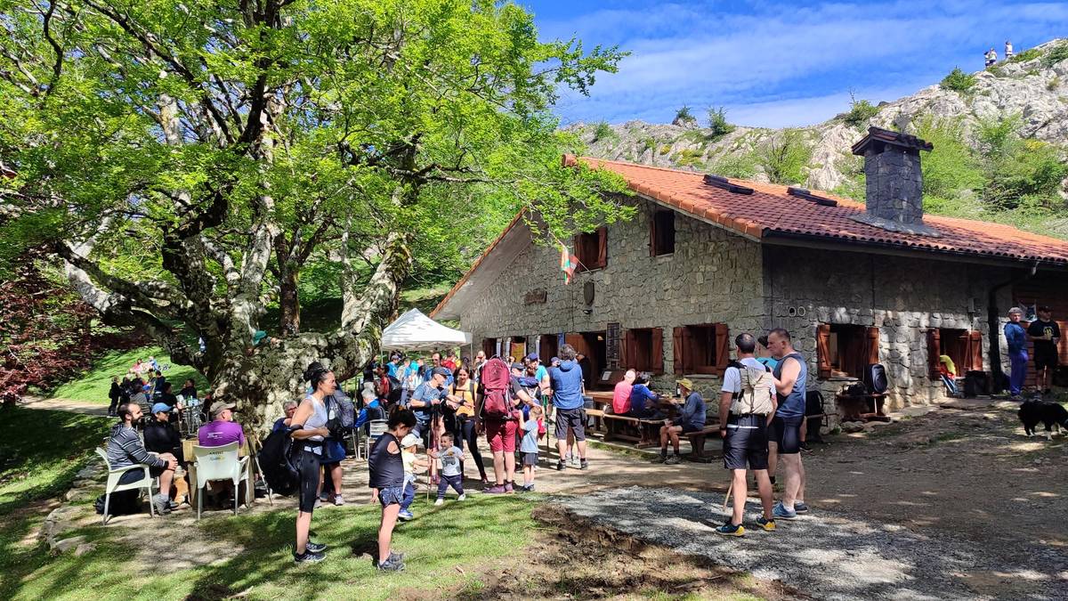 Asteartean ekingo diote udaberriko Mendi Asteari
