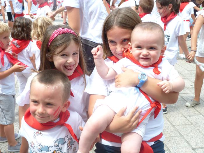 Entzierroa eginez ospatu dute San Fermin txiki Azpeitiko udalekuetako haurrek