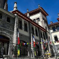 Bisita gidatua Mendietxe museoan