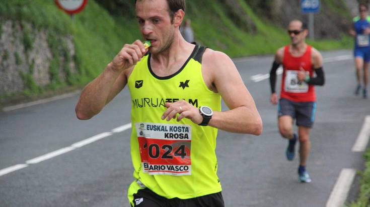 Irudietan: Euskal Kosta Krosa Zarauztik igarotzen (1)