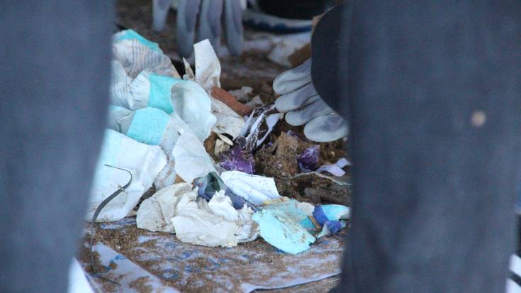 Asteazkenetan plastikozko poltsarik ez ematera animatuko dituzte dendariak