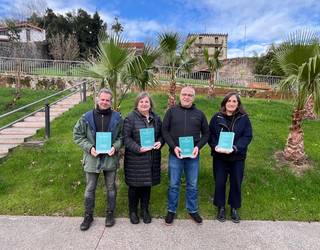 'Mendez mende Zumaian euskaraz' liburua argitara eman du Imanol Azkuek