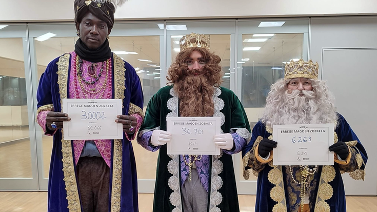 Bertanen Erregeetako zozketak baditu zenbaki saridunak