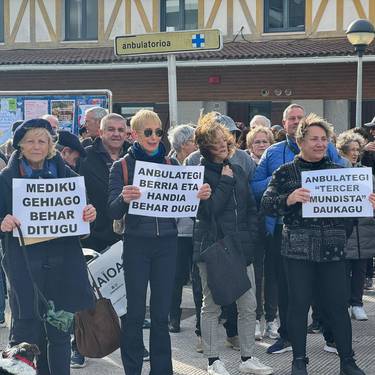 Elkarretaratzea: Orioko osasun zerbitzua hobetzea eskatzeko elkarretaratzea