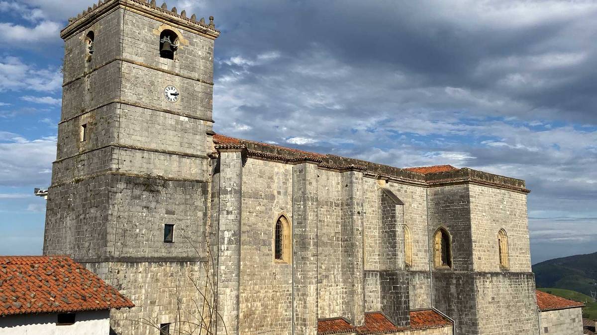 San Esteban eliza garbituko dute, ondare erlijiosoa kontserbatzeko helburuarekin