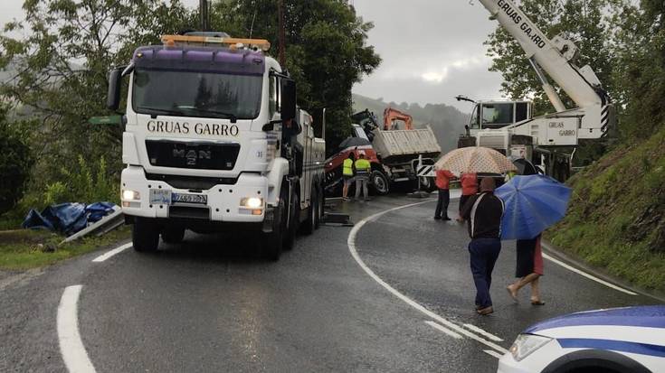 Kamioi batek istripua izan du Meagan, errepidetik aterata