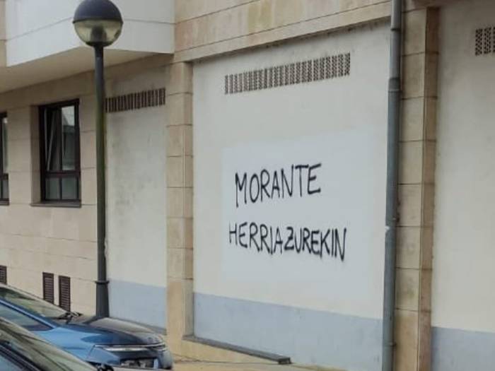 Herria Moranterekin?