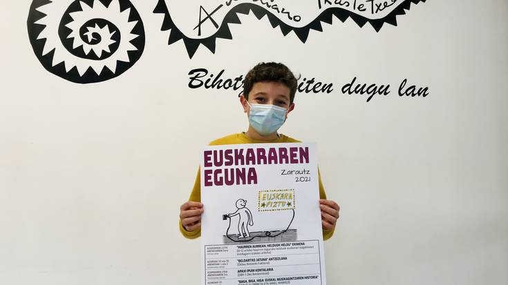 Euskararen Eguneko pegatina eta bideo lehiaketako sariak banatu dituzte