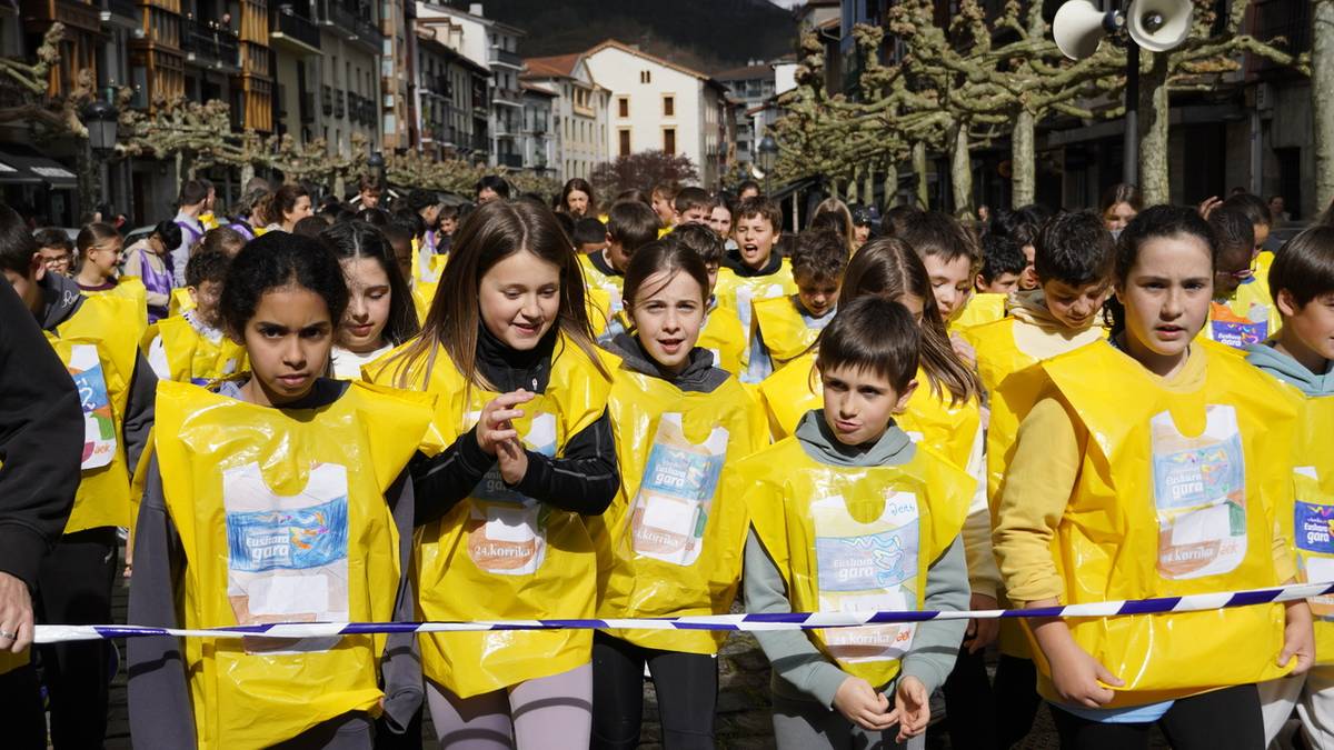 Haurrek ozen oihukatu dute beraiek ere euskara direla