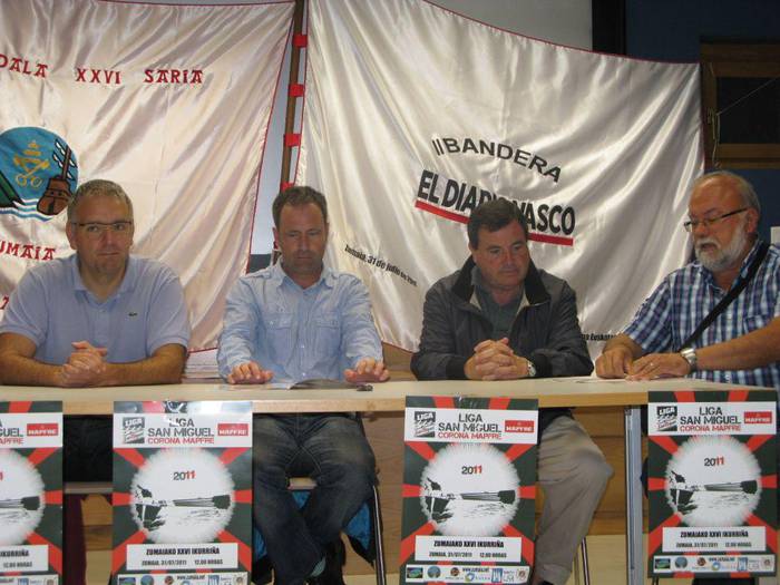 Igandean San Miguel eta Eusko Tren Ligako estropadak izango dira Zumaian