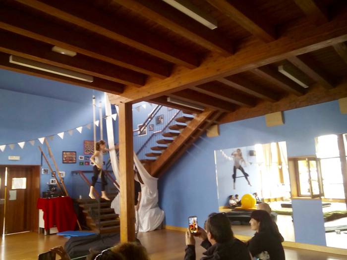 Etorkizuneko akrobaten erakustaldia egin zen larunbatean Torreberrin