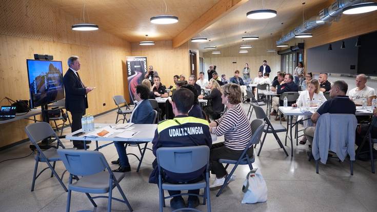 Basque Segurtasun Foroak eskualdeko saioa egin du Zarautzen